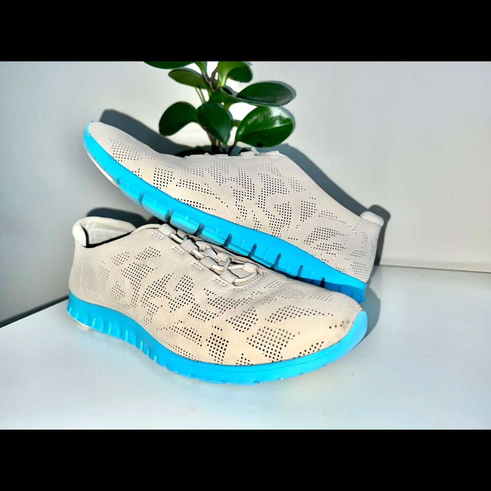 Cole Haan ZEROGRAND Perforated Sneaker 8B